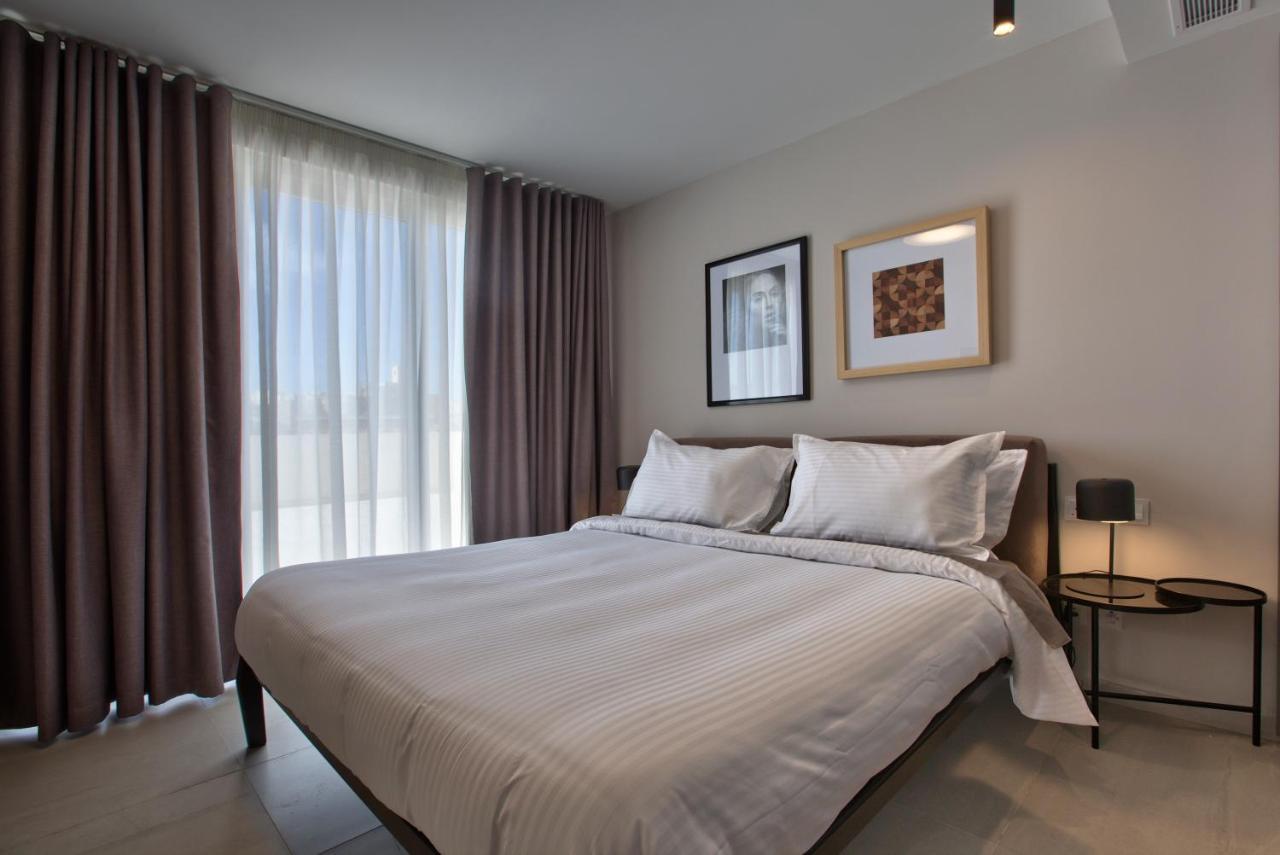 Sea Front Spacious Valletta Views Apartments Sliema Exterior foto